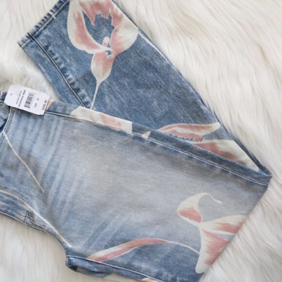 NWT Hudson Jeans High Waisted Light Blue Straight Leg Boho Floral Print Size 24 - Picture 4 of 8